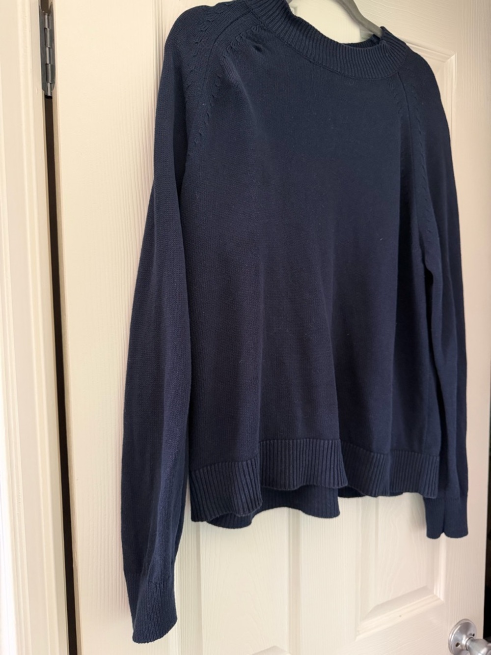Quince  Women's Navy Crewneck Sweater